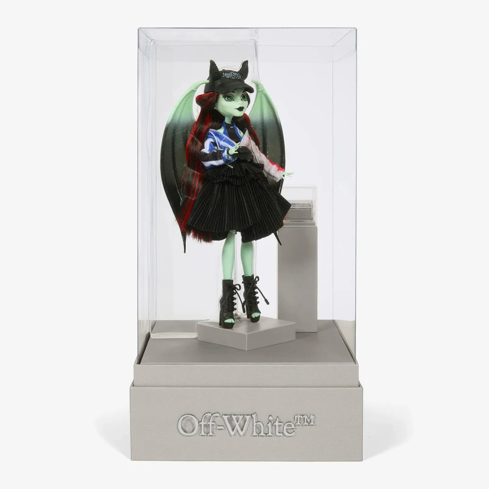 Off-White Monster High Raven Rhapsody Doll, rok 2024 - HNV19