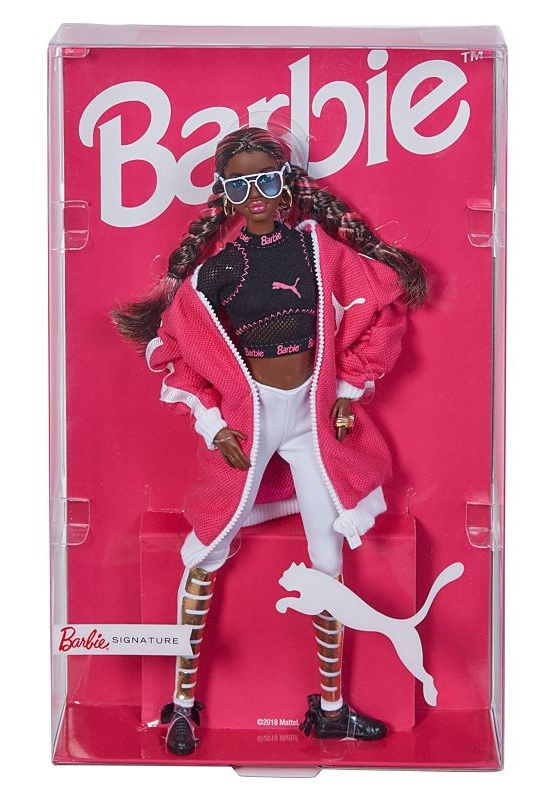Barbie PUMA černoška - rok 2018 - mírně poškozený obal