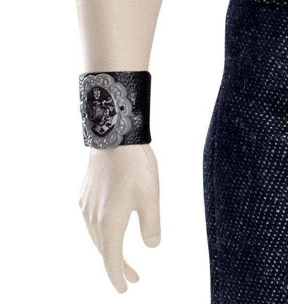 Barbie Emmett - The Twilight Saga: Rozbřesk-2. část