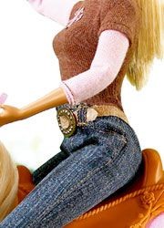 Barbie - Chodící kůň + panenka Barbie