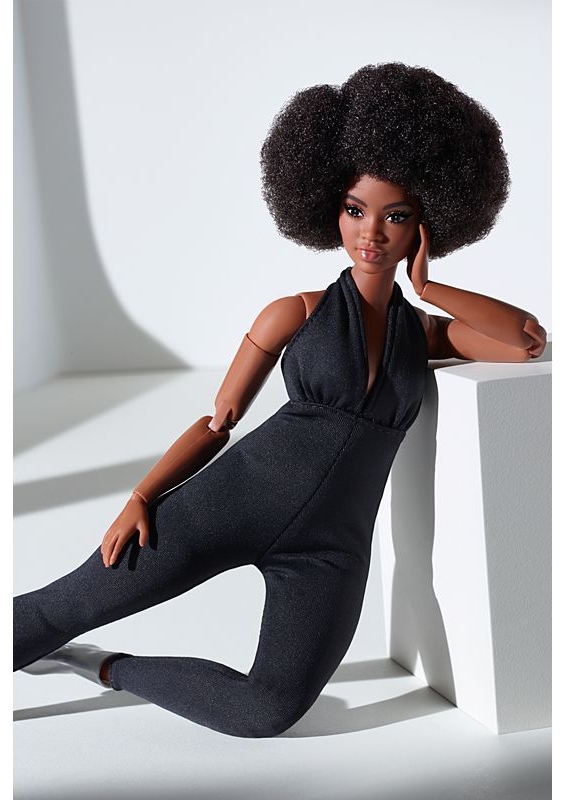 Barbie Looks (Curvy, Brunette) - rok 2021