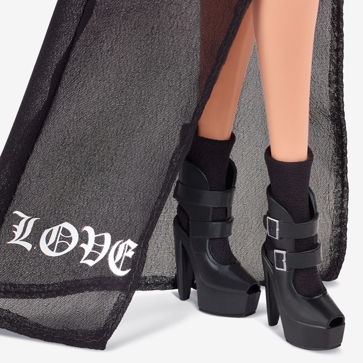 Barbie Vera Wang, rok 2022