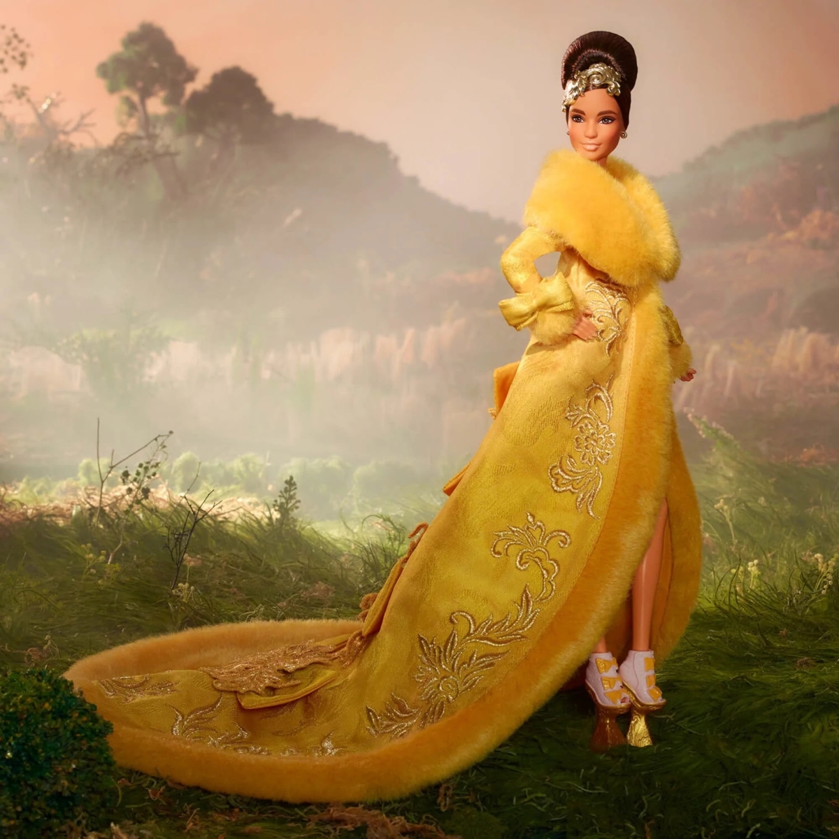 Barbie Guo Pei - PLATINUM LABEL, rok 2022